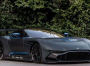 雷火电竞网址-东决硝烟与绿茵鏖战，关键时刻的王者基因