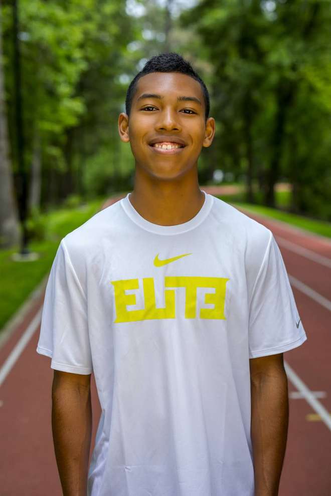 关于塞维利亚鏖战日本，范佩西打破历史纪录的信息