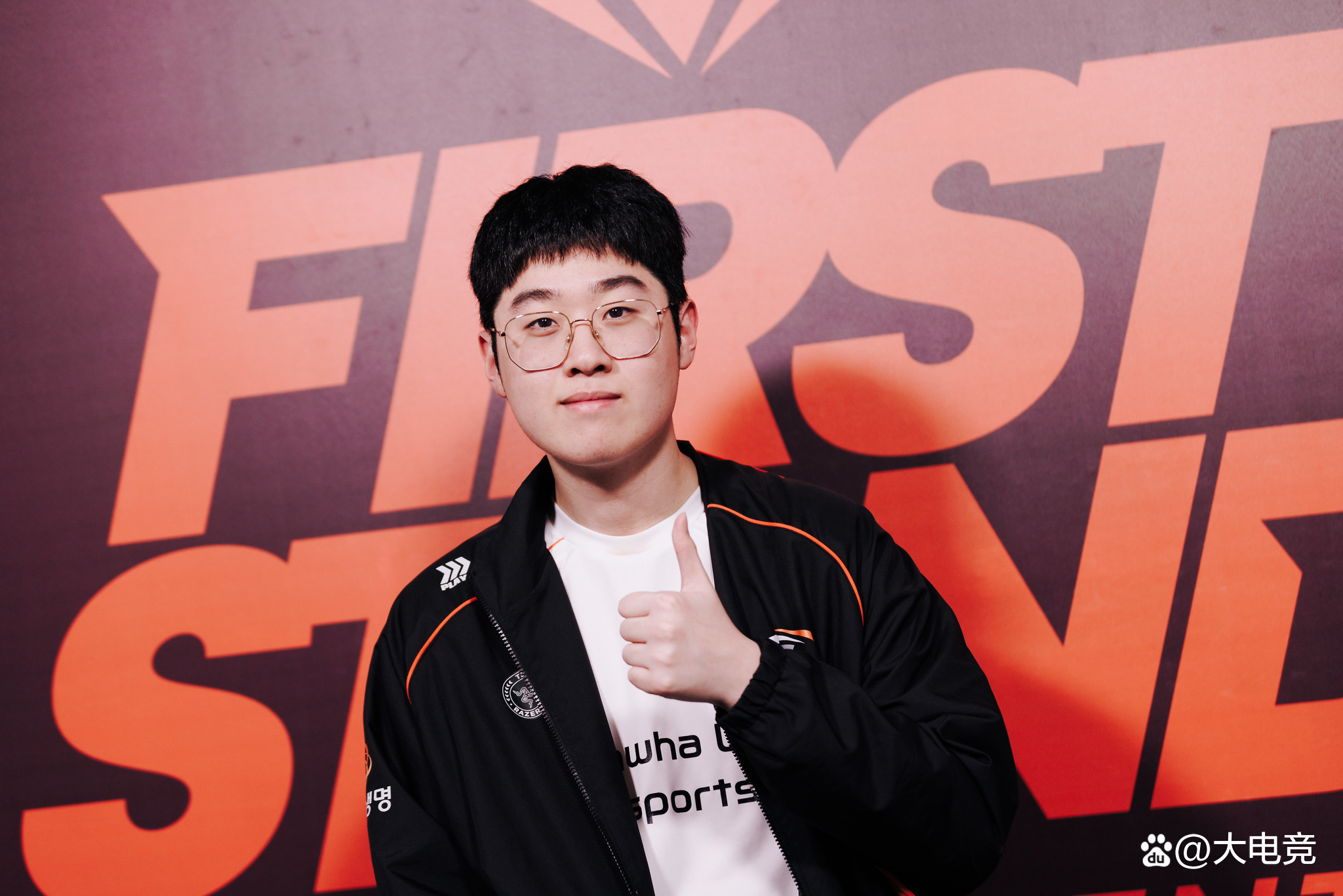 S赛选手发挥出色，荣膺最佳MVP的简单介绍