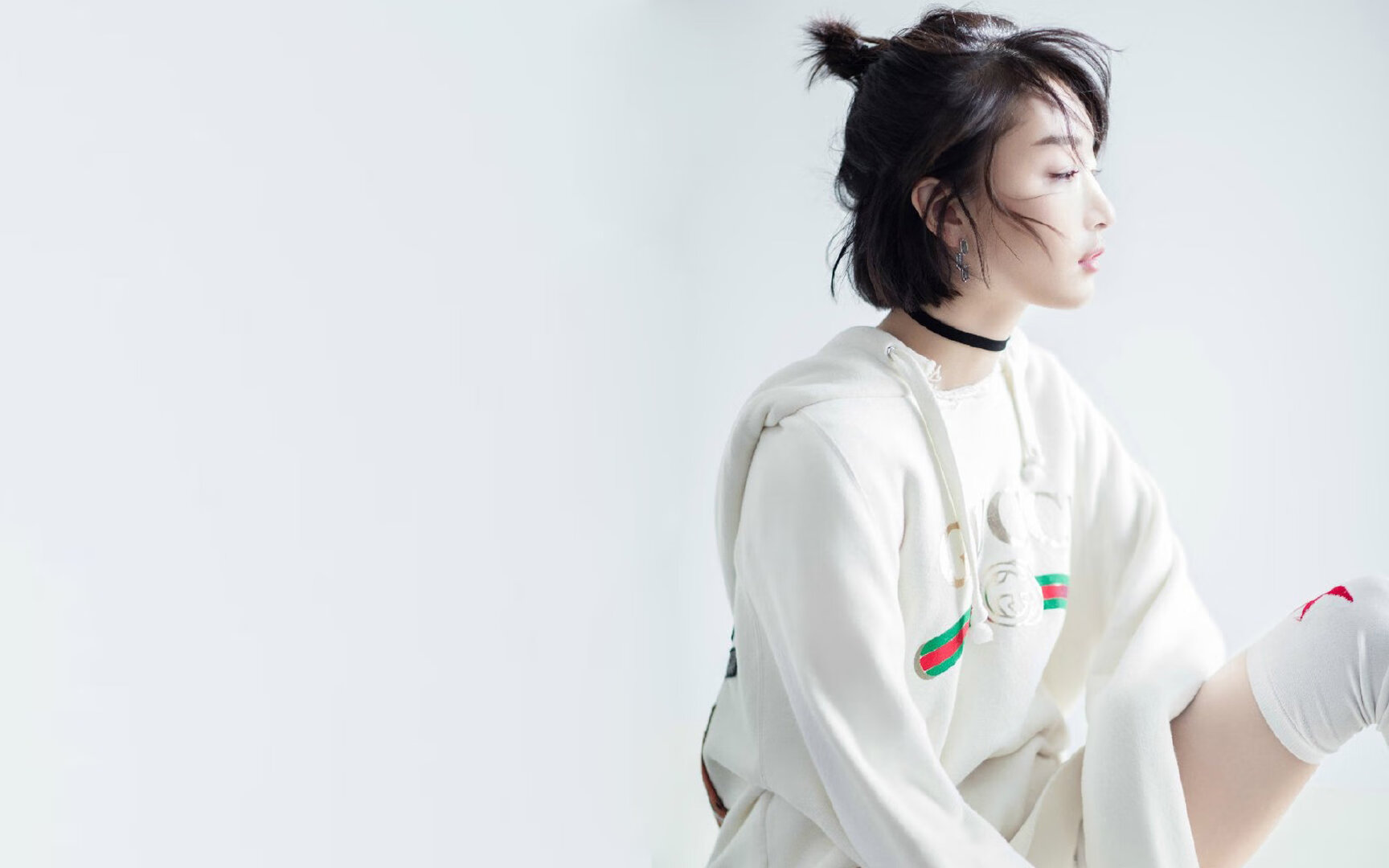 用左脚和方向盘，在同一天定义伟大